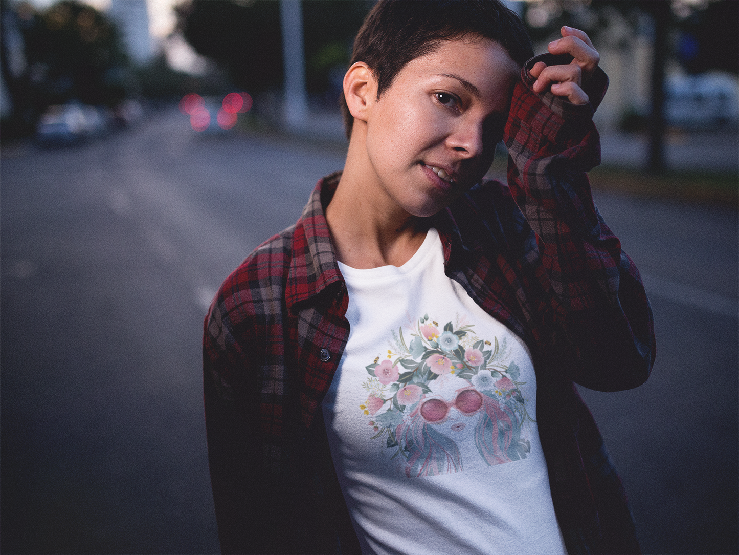 Girl wearing sunglass art Custom Graphic Tee
