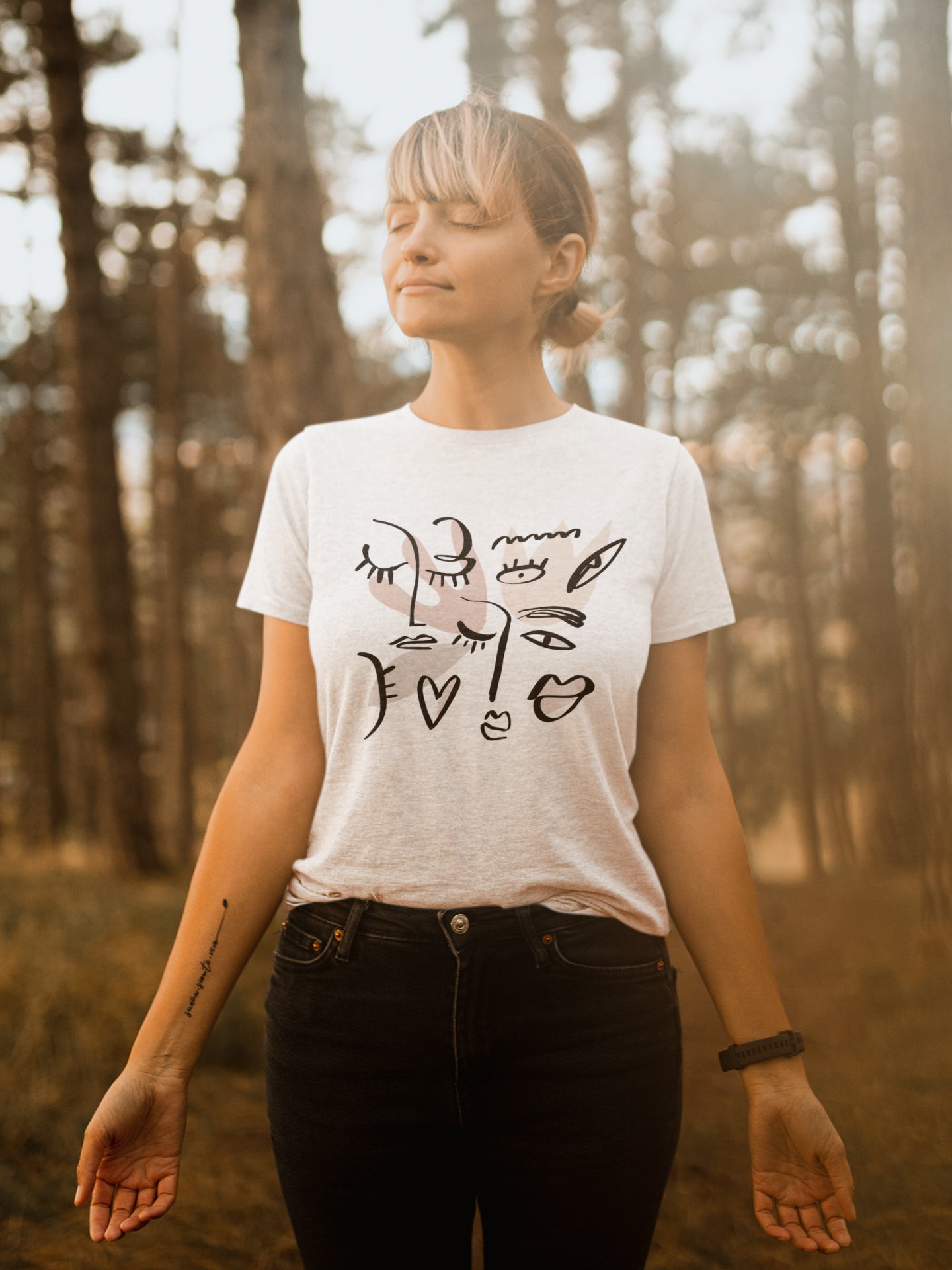 Trendy Art2 Custom Graphic Tee
